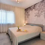 Villa Eia *